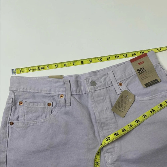 NEW Levi’s 501 High Rise Shorts Raw Hem Size 32 - Picture 10 of 11